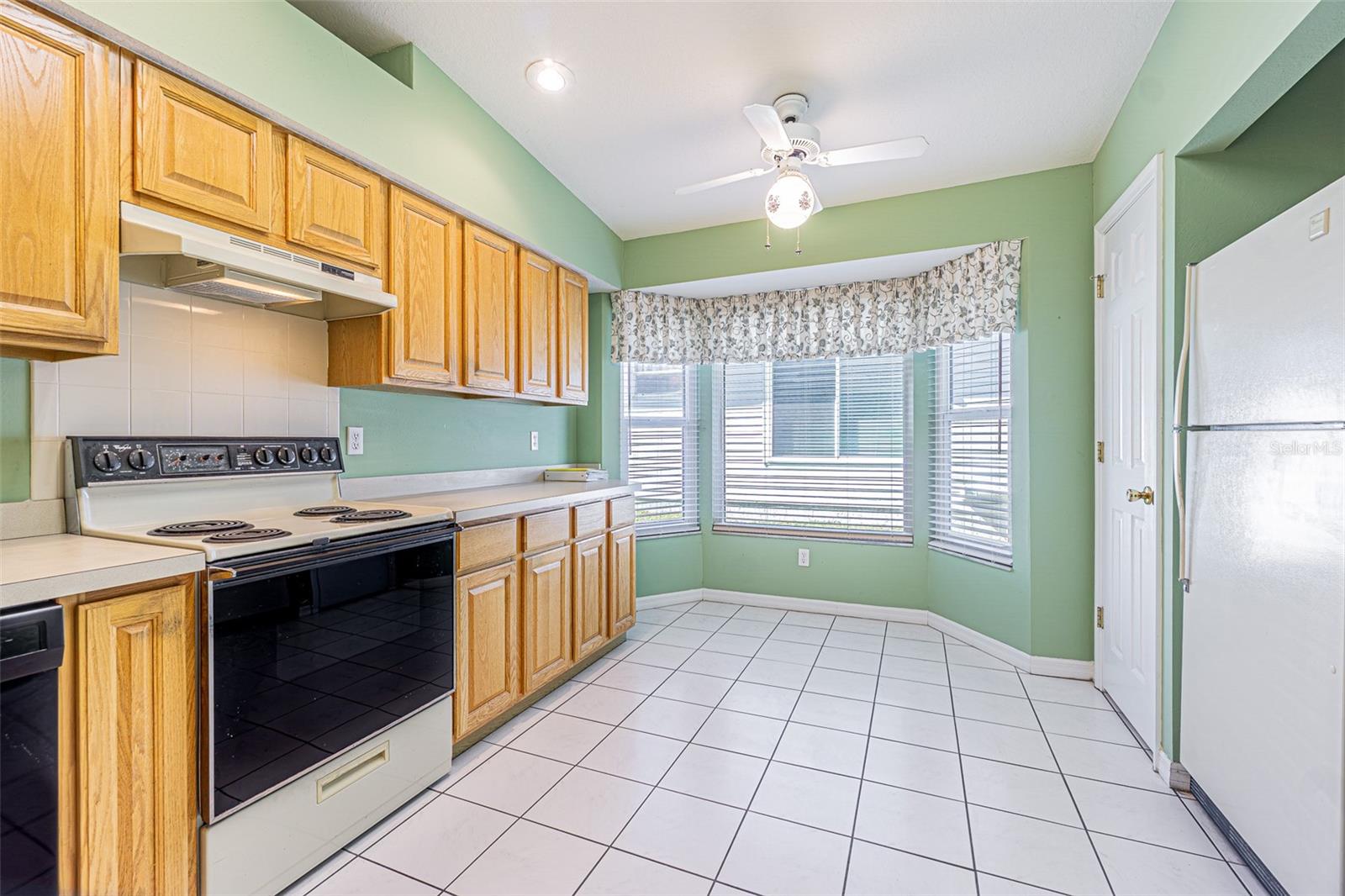 Image 10 of 56 For 29140 Princeville Drive