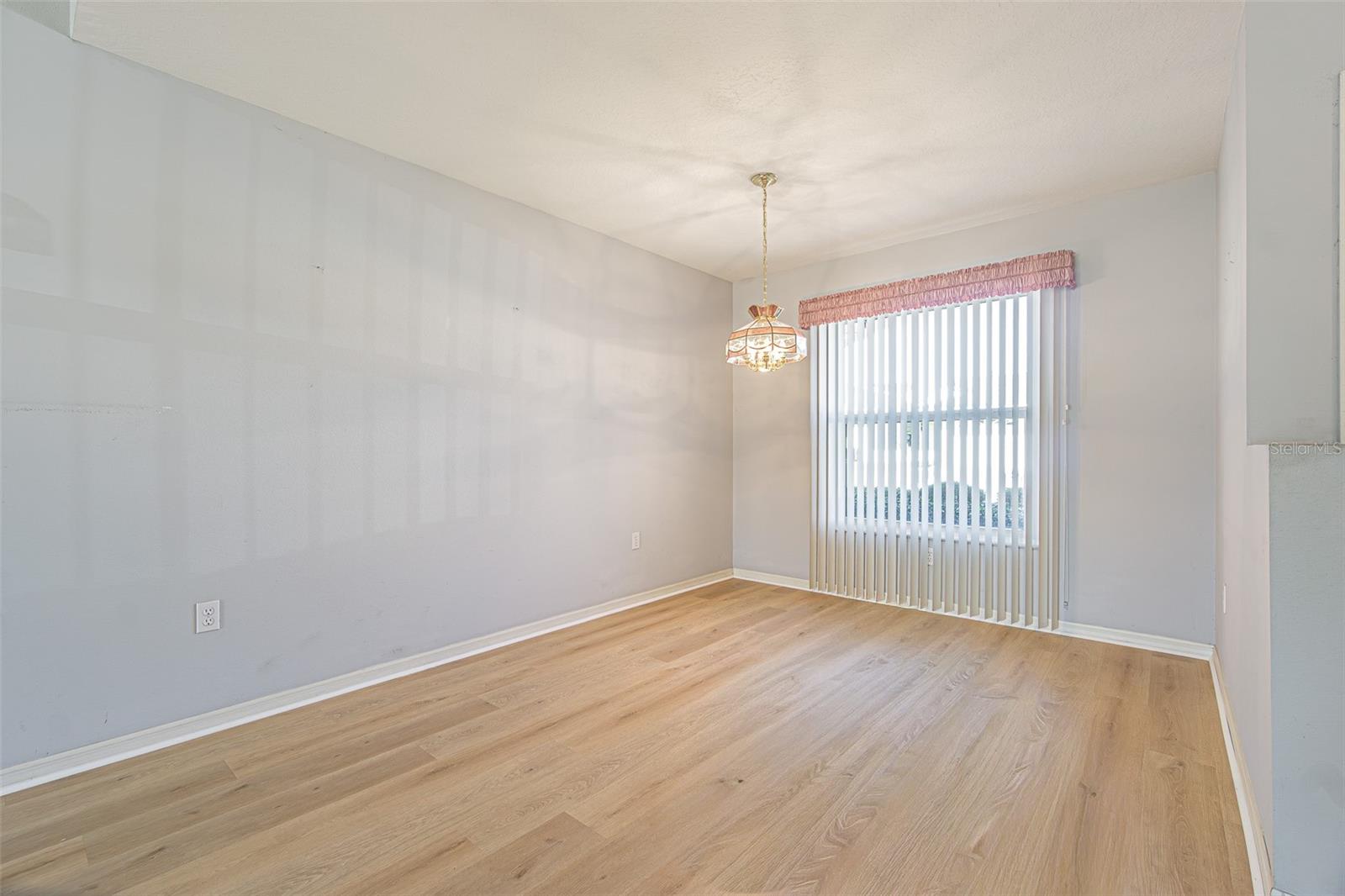 Image 37 of 56 For 29140 Princeville Drive