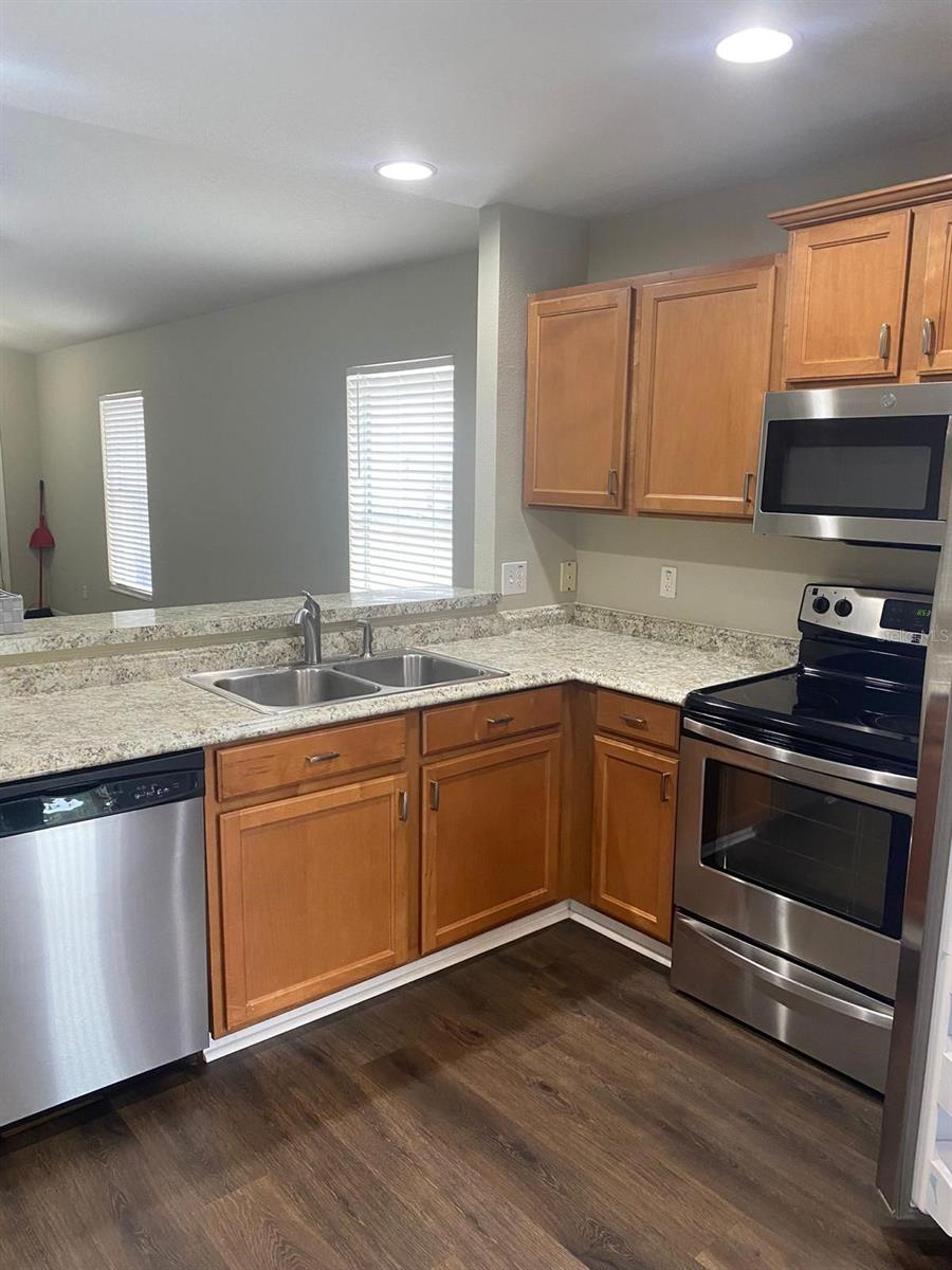 Image 10 of 30 For 8411 Deer Chase Drive