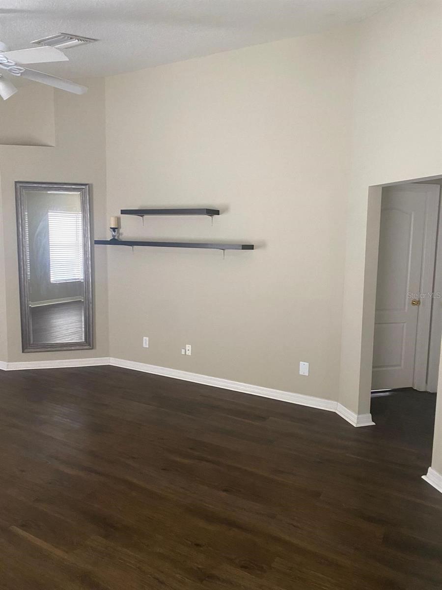 Image 4 of 30 For 8411 Deer Chase Drive