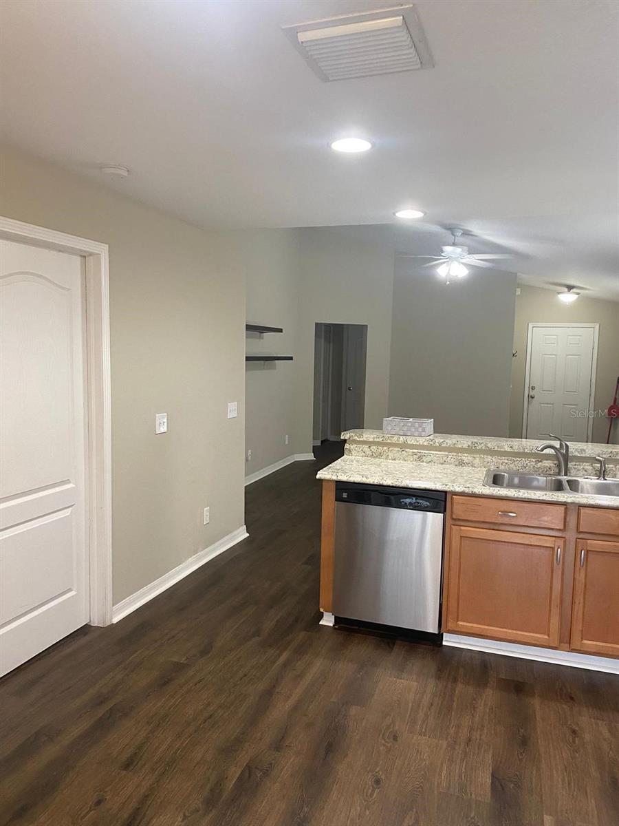 Image 7 of 30 For 8411 Deer Chase Drive