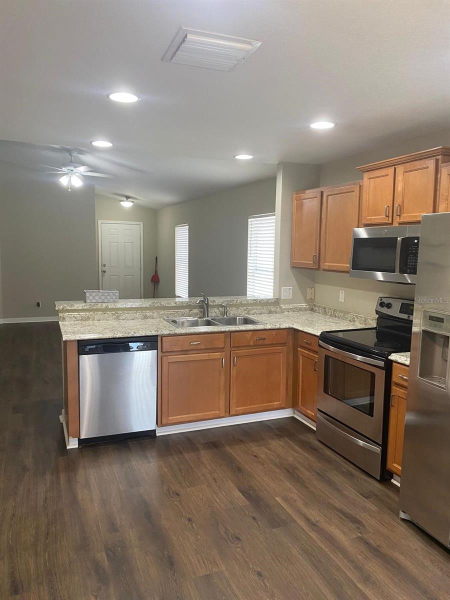 Image 9 of 30 For 8411 Deer Chase Drive