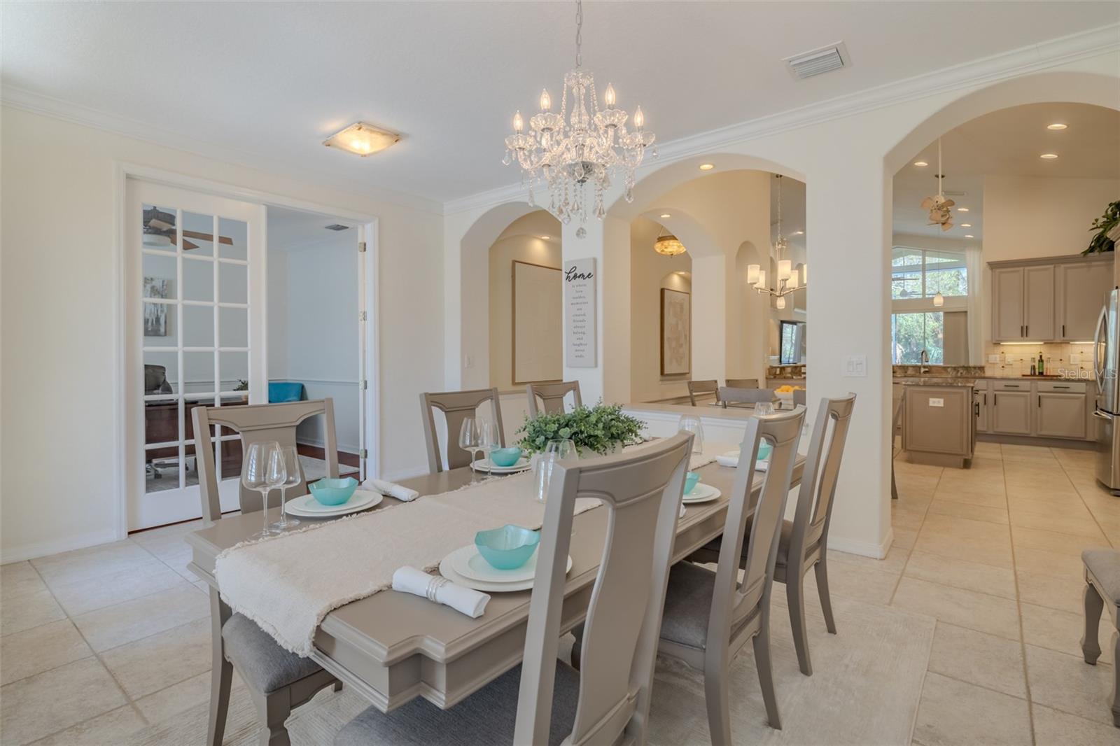 Image 18 of 88 For 27721 Kirkwood Circle