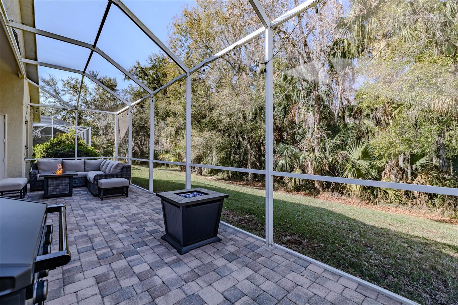 Image 41 of 88 For 27721 Kirkwood Circle