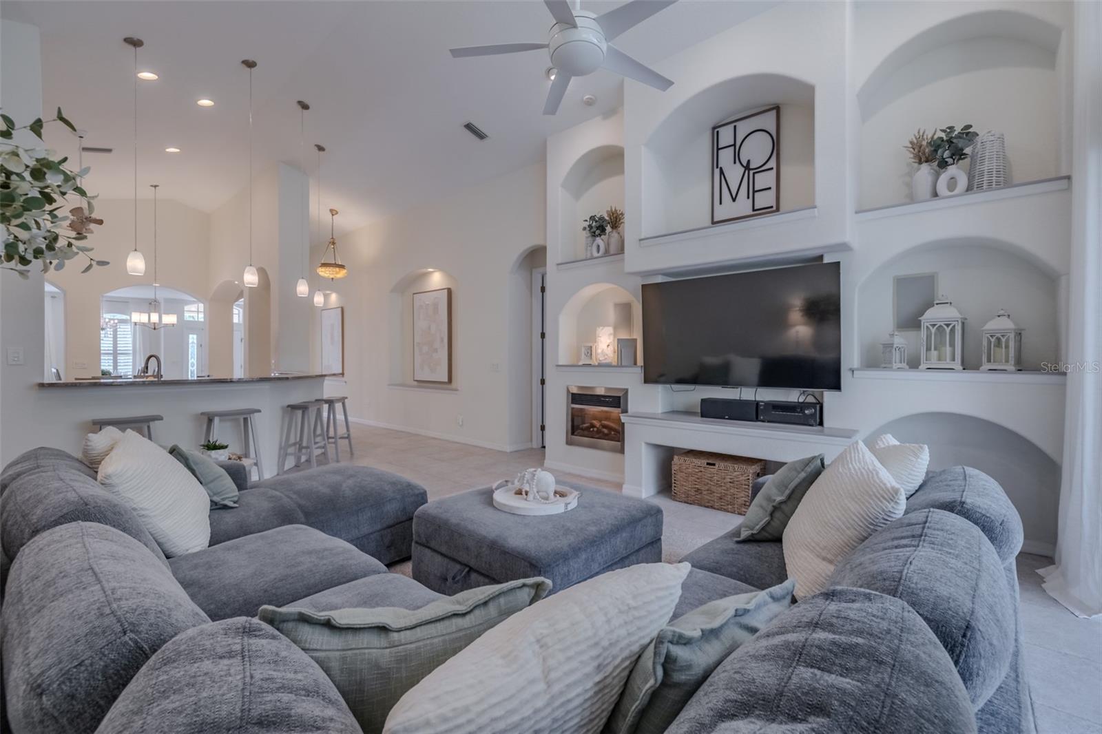 Image 5 of 88 For 27721 Kirkwood Circle