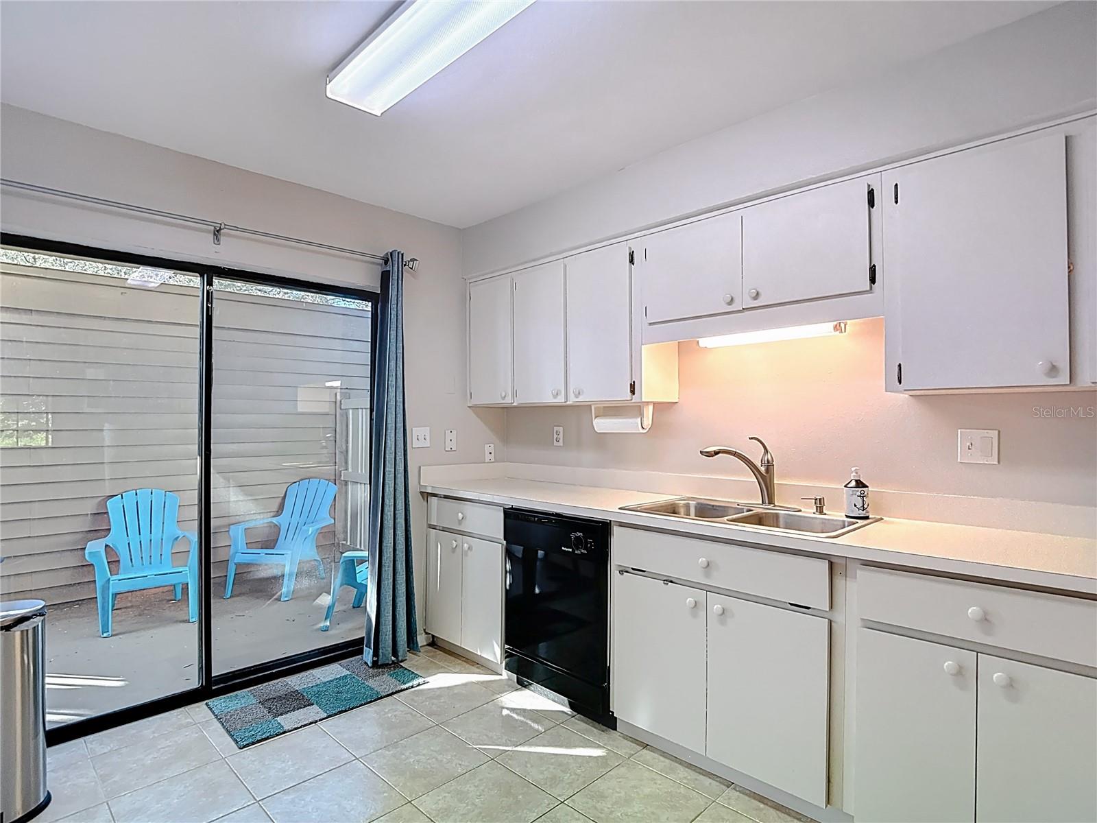 Image 41 of 79 For 13012 Wedgewood Way A