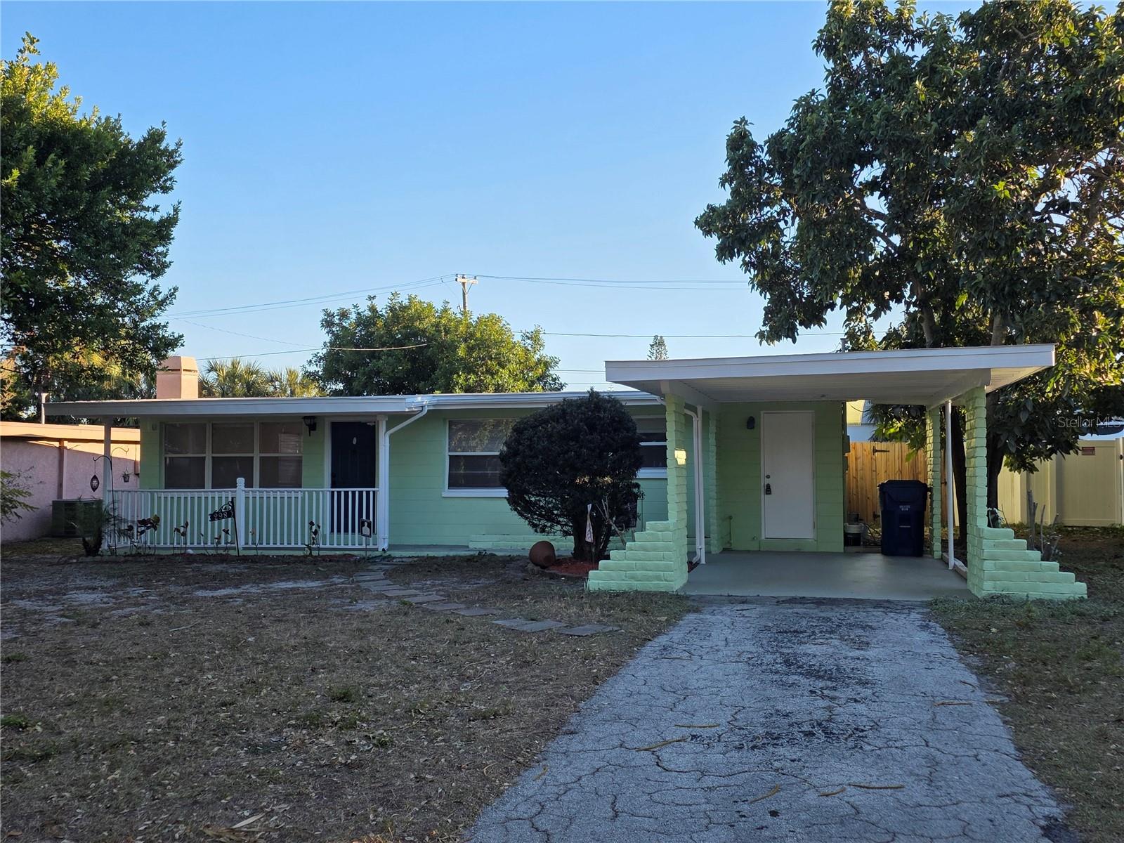 Details for 298 11th Avenue Sw, LARGO, FL 33770