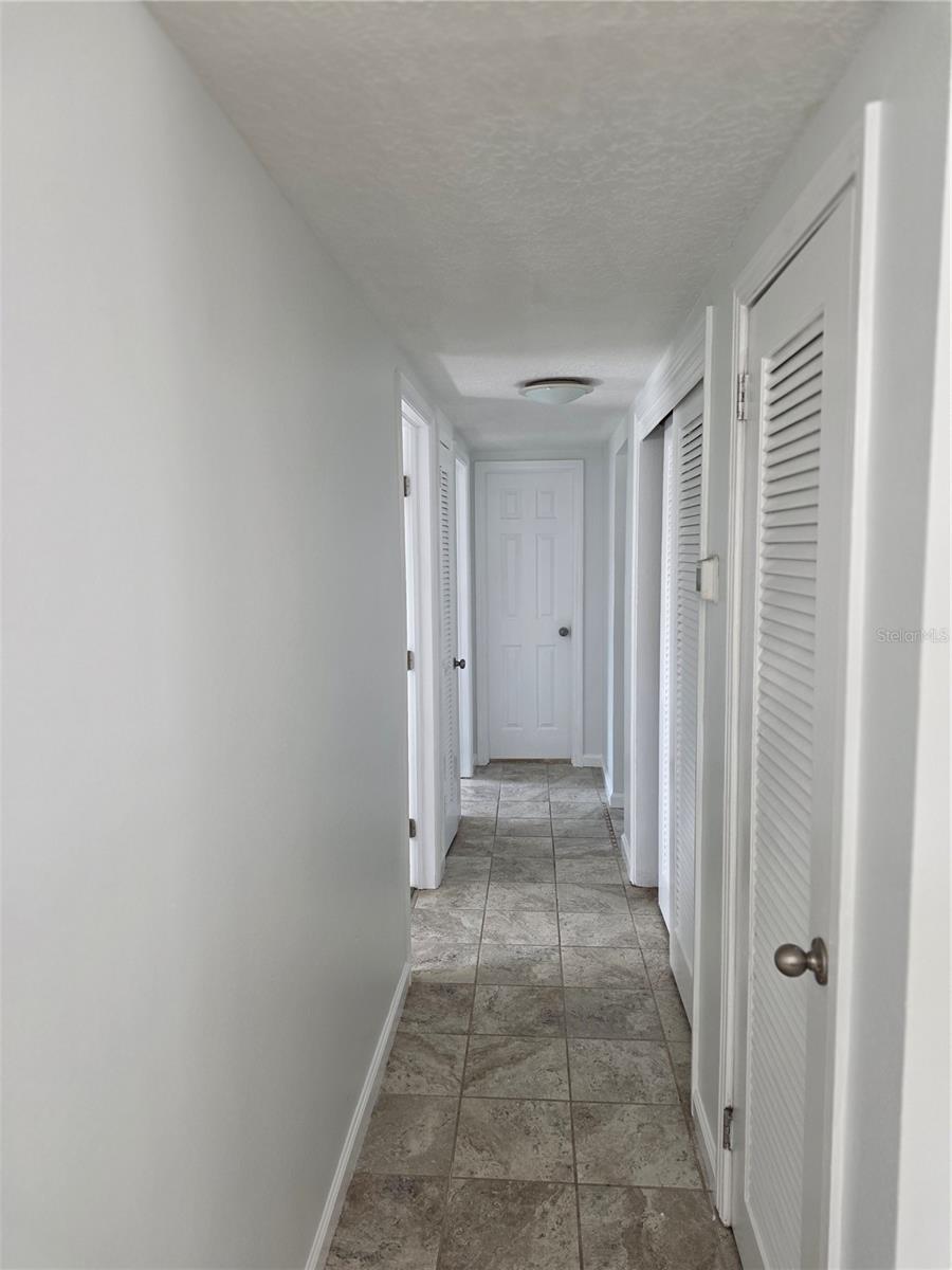 Image 16 of 34 For 298 11th Avenue Sw