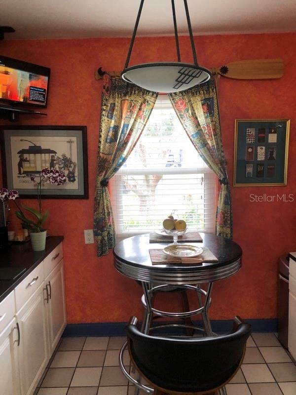 Listing photo id 17 for 105 Chesapeake Avenue