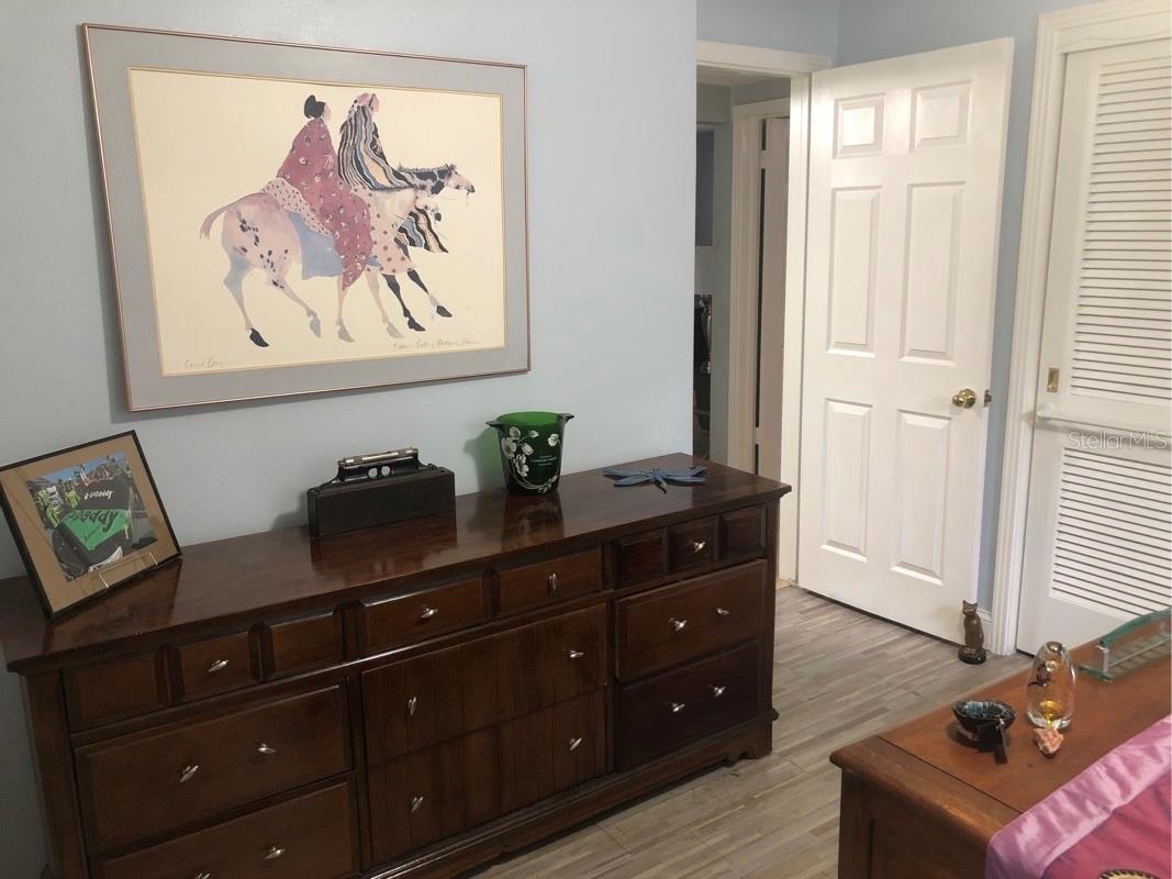 Listing photo id 25 for 105 Chesapeake Avenue