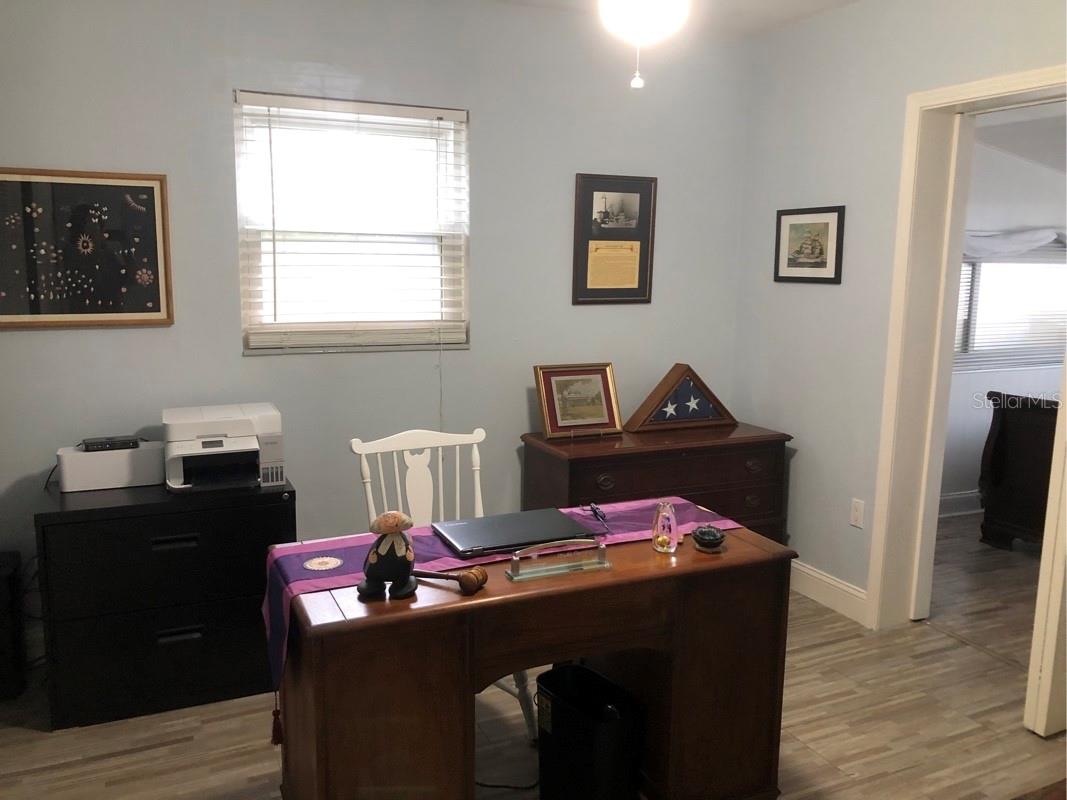 Listing photo id 26 for 105 Chesapeake Avenue