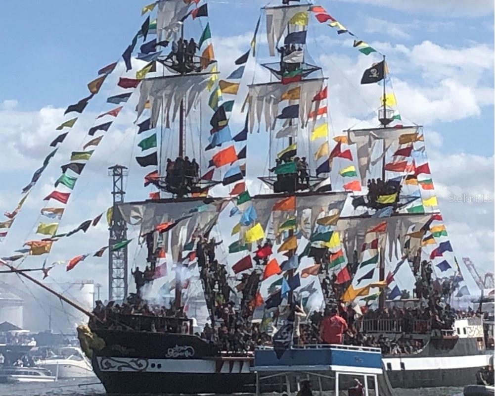 Listing photo id 3 for 105 Chesapeake Avenue