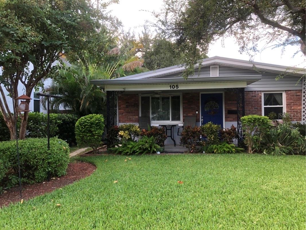 Listing photo id 4 for 105 Chesapeake Avenue