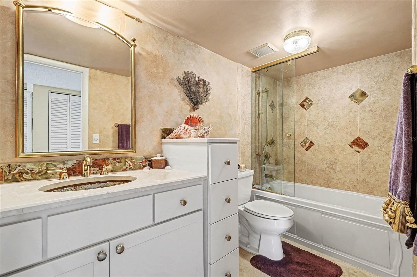 Image 18 of 33 For 3165 Atlantic Ave  A301