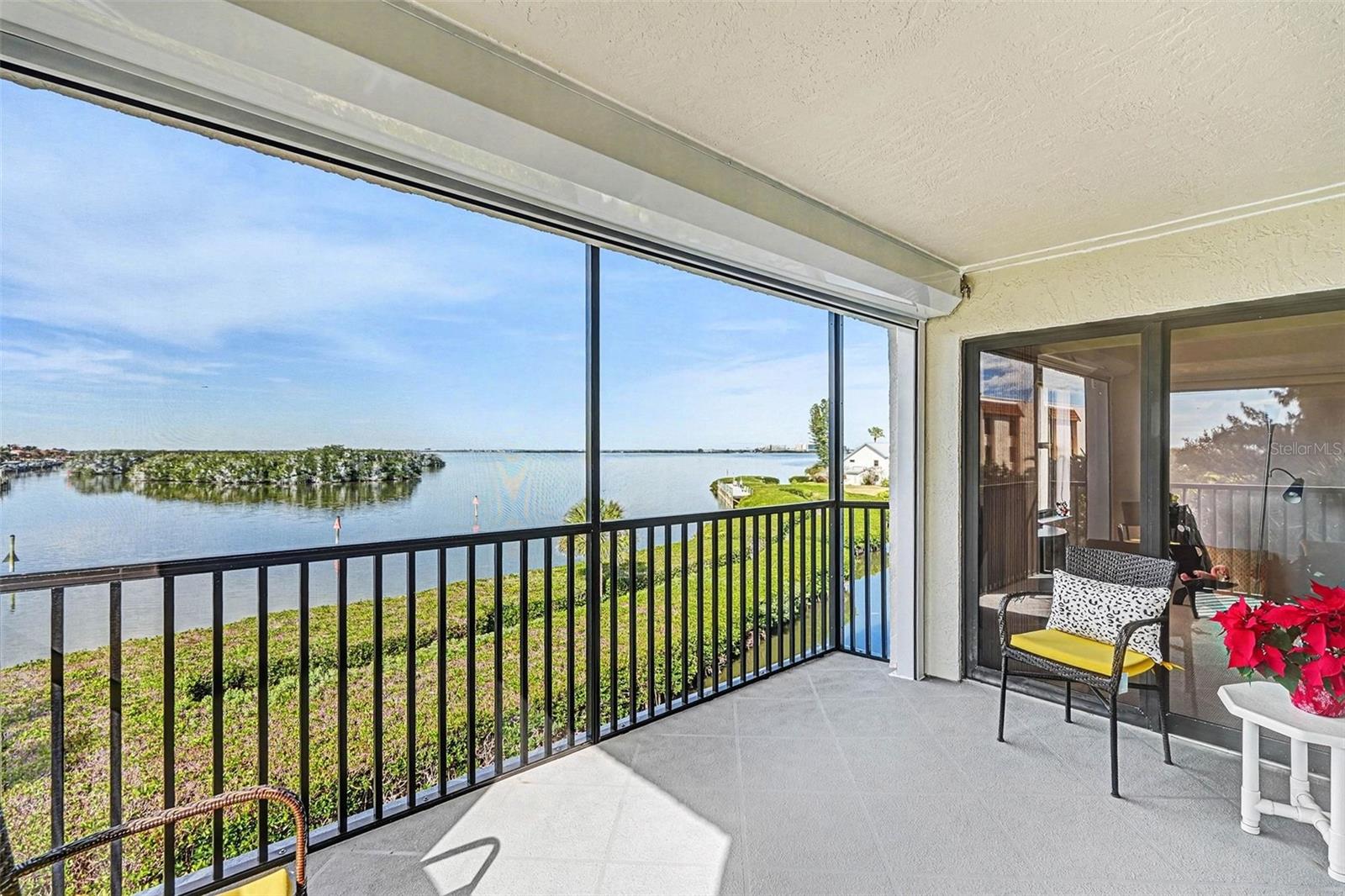 Image 26 of 33 For 3165 Atlantic Ave  A301