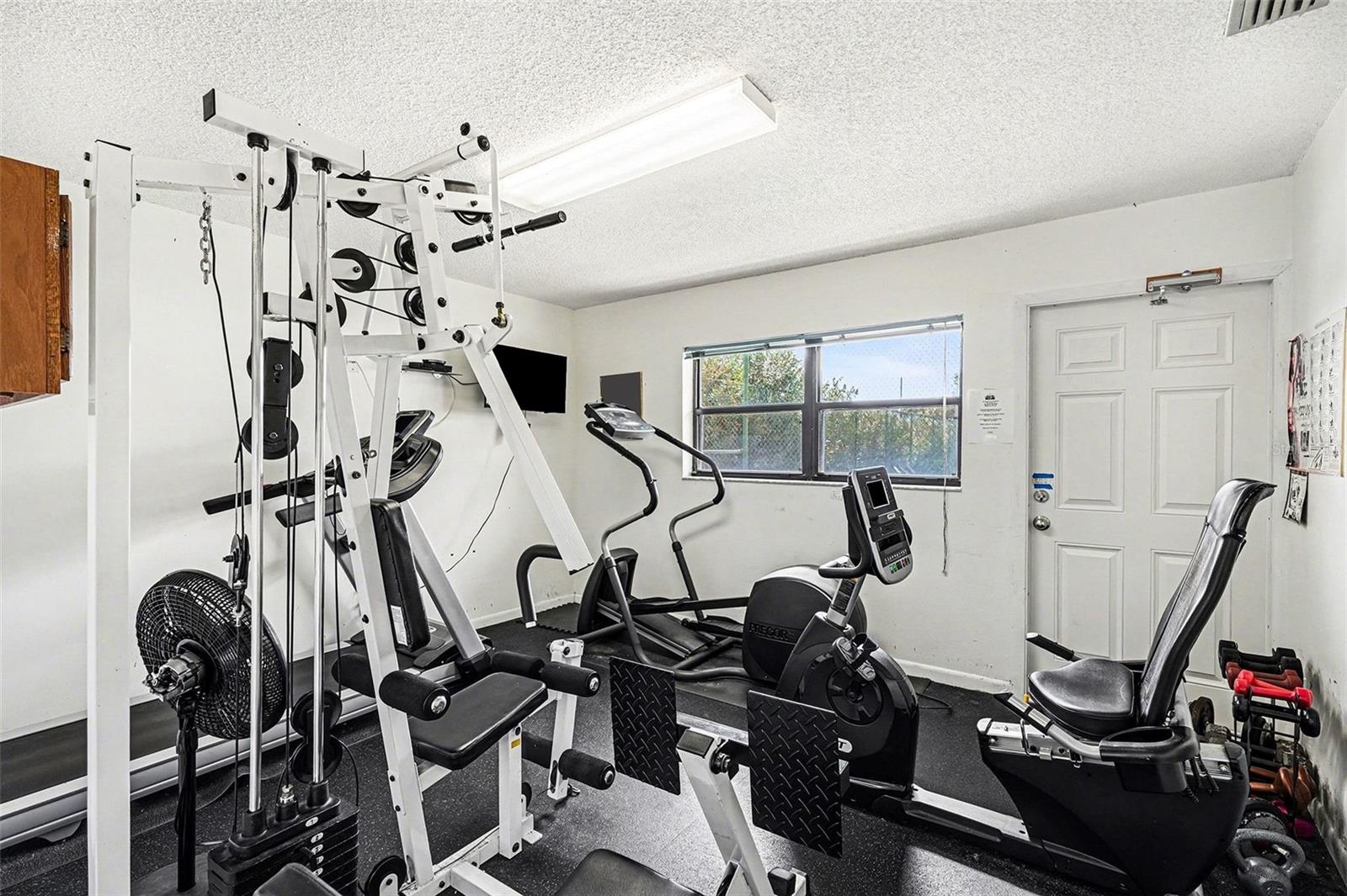 Image 4 of 33 For 3165 Atlantic Ave  A301