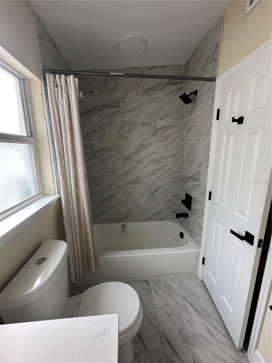 Image 10 of 16 For 3416 Oakellar Avenue