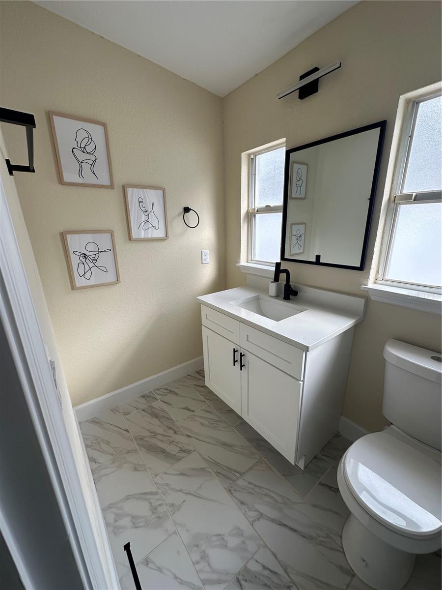 Image 11 of 16 For 3416 Oakellar Avenue