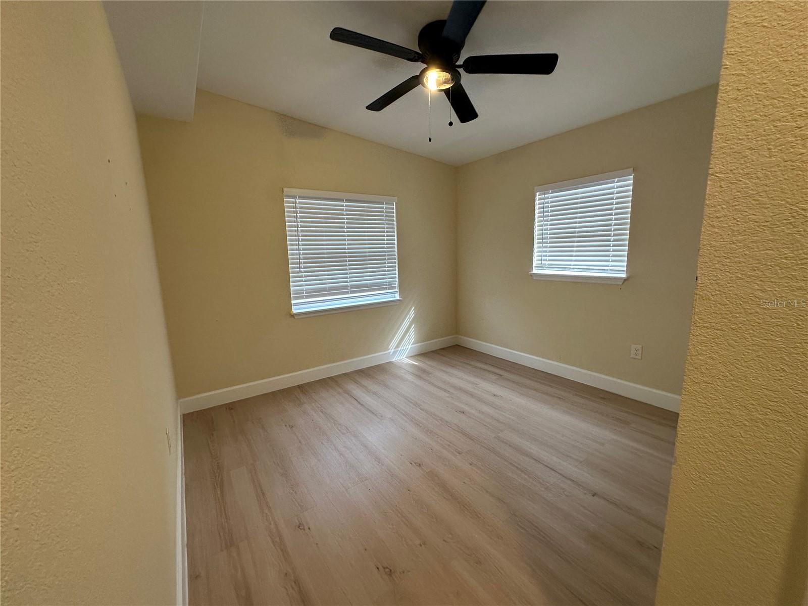 Image 13 of 16 For 3416 Oakellar Avenue