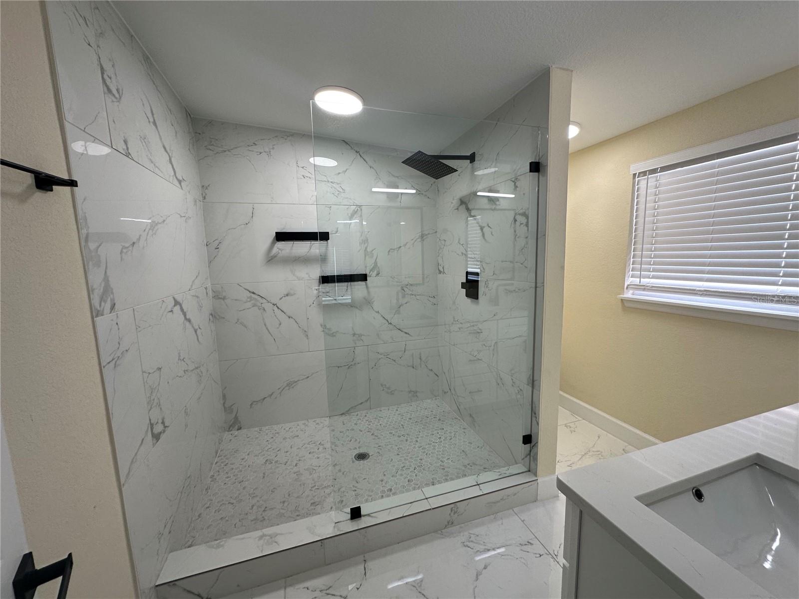 Image 6 of 16 For 3416 Oakellar Avenue