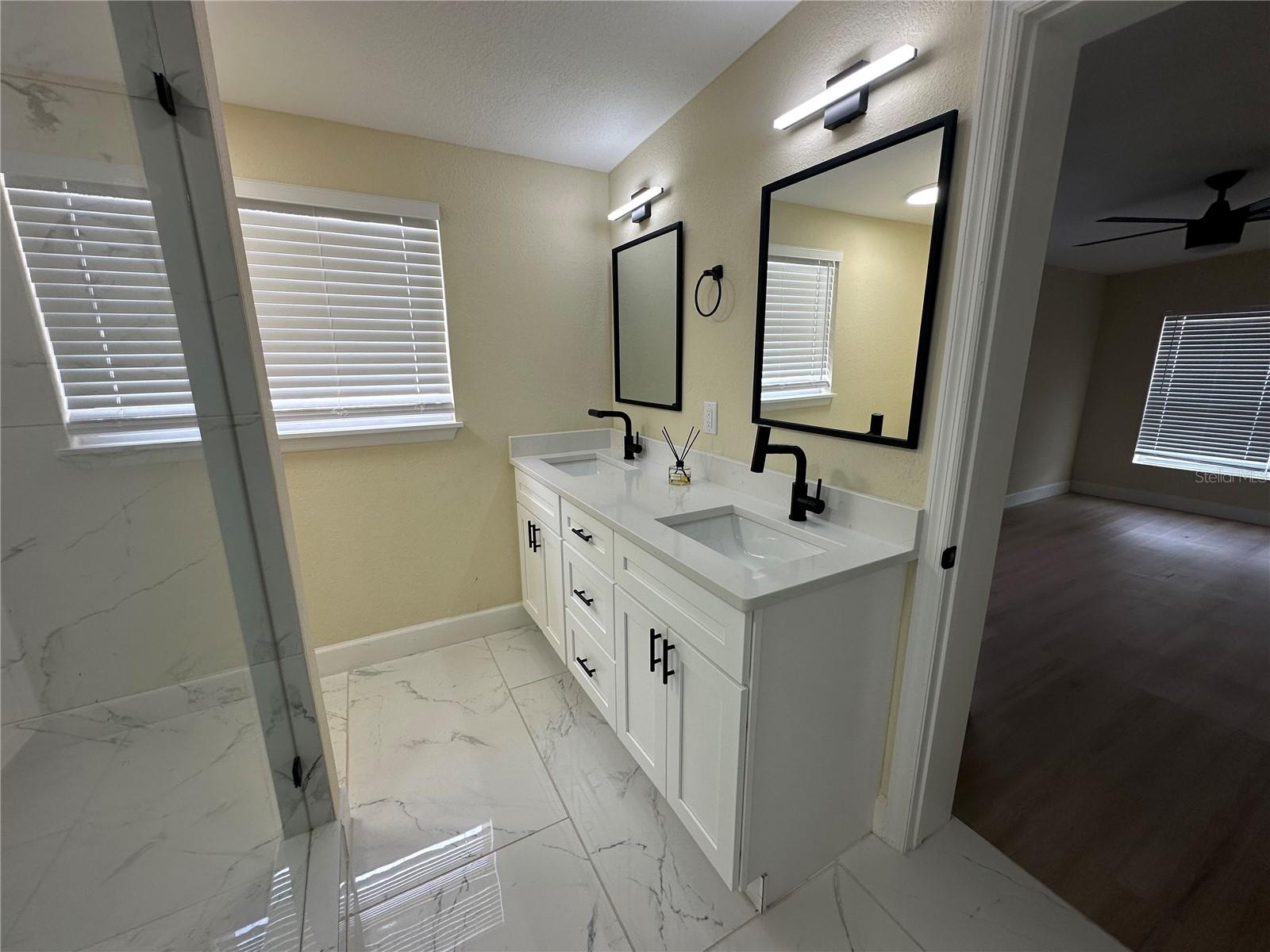 Image 7 of 16 For 3416 Oakellar Avenue