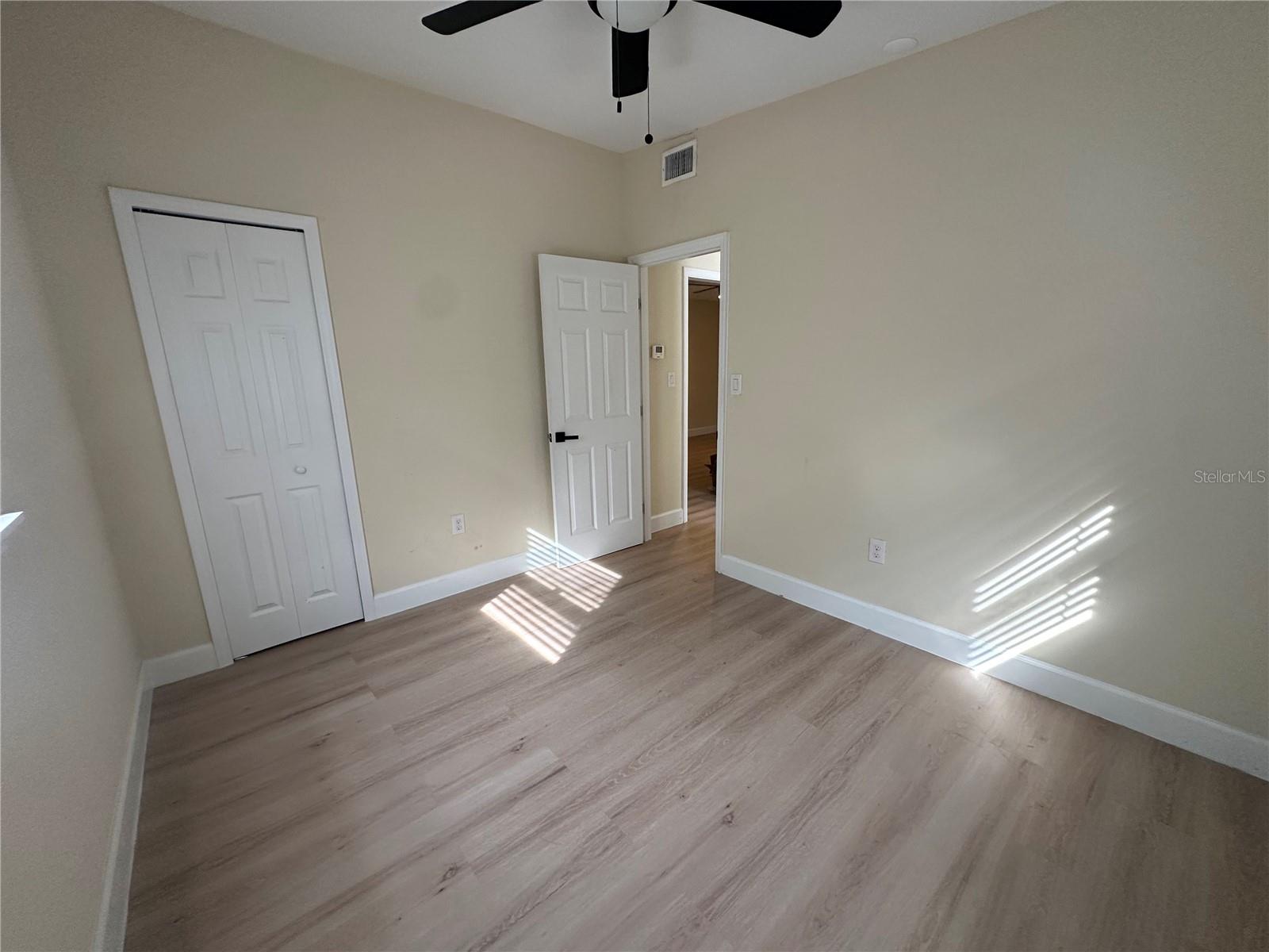 Image 8 of 16 For 3416 Oakellar Avenue