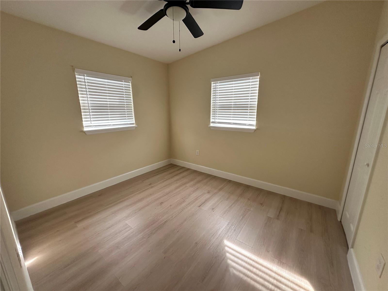 Image 9 of 16 For 3416 Oakellar Avenue