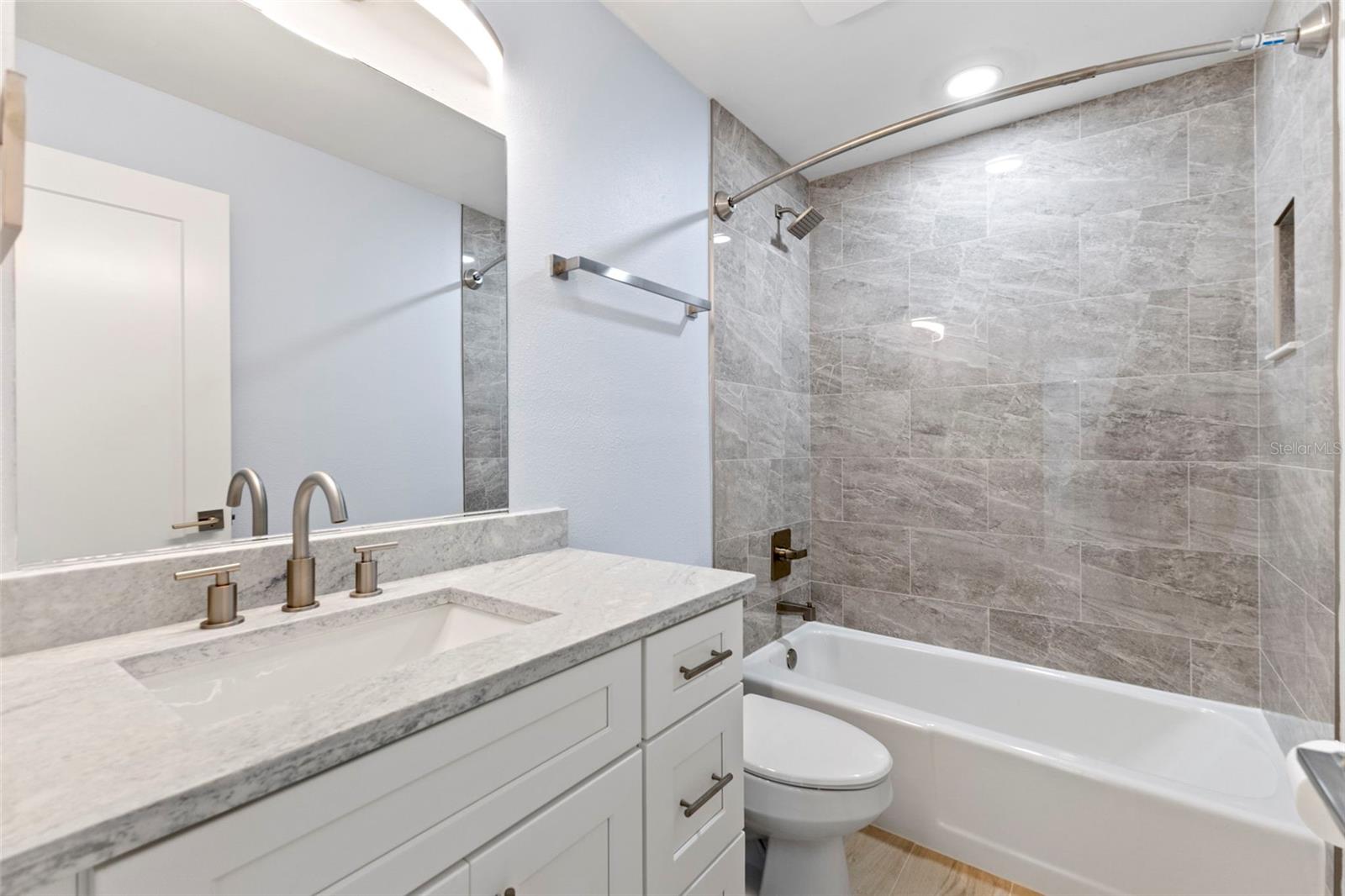 Image 19 of 39 For 312 Westwinds Drive