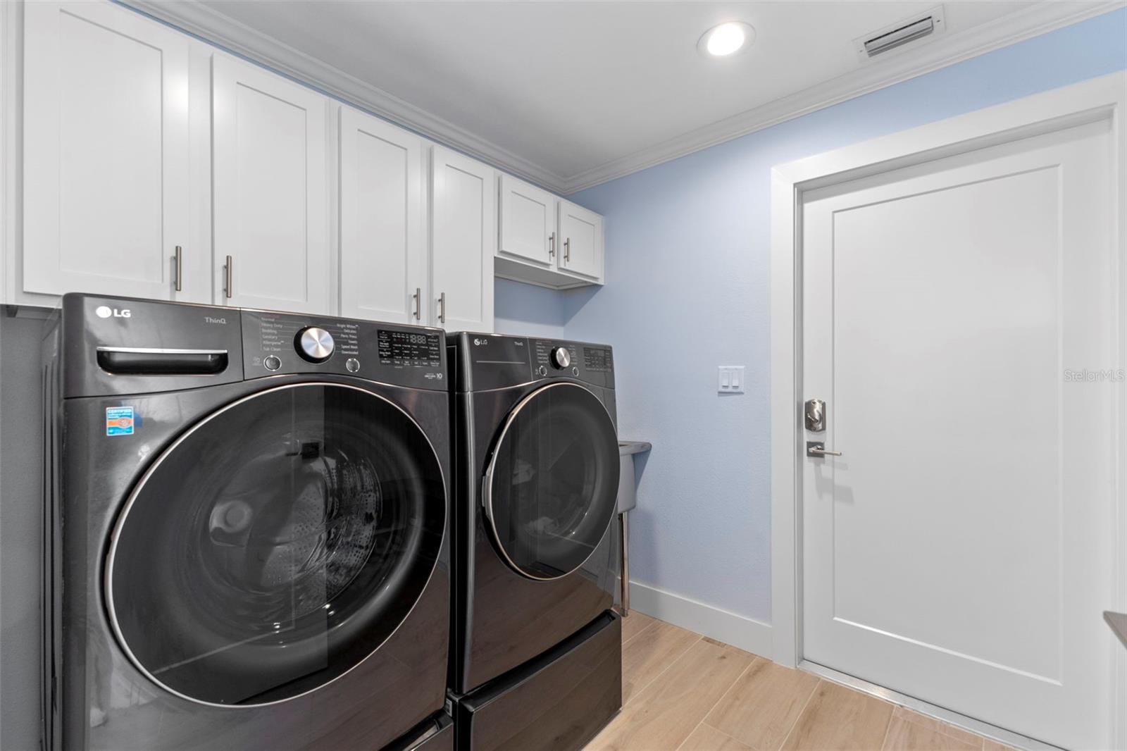 Image 22 of 39 For 312 Westwinds Drive