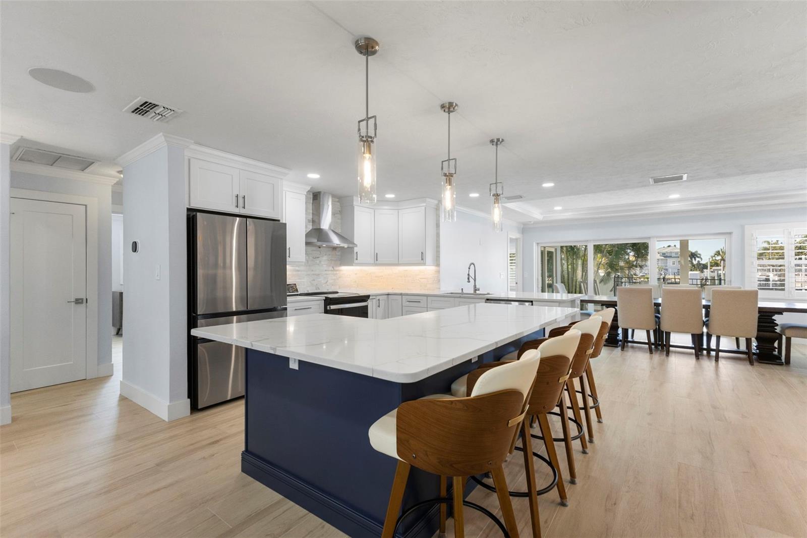 Image 4 of 39 For 312 Westwinds Drive