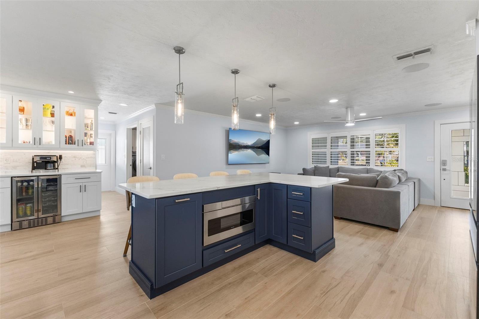 Image 6 of 39 For 312 Westwinds Drive