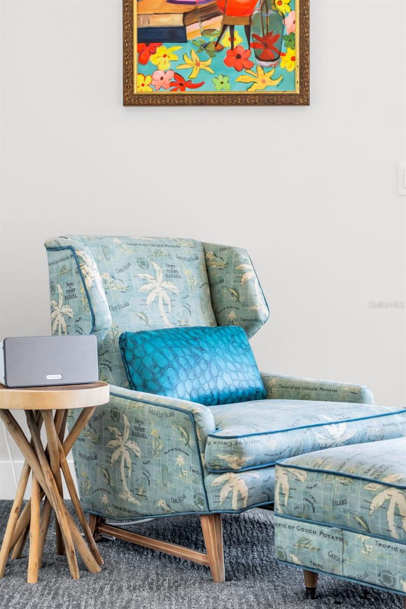 Image 24 of 88 For 301 1st Street S 1404