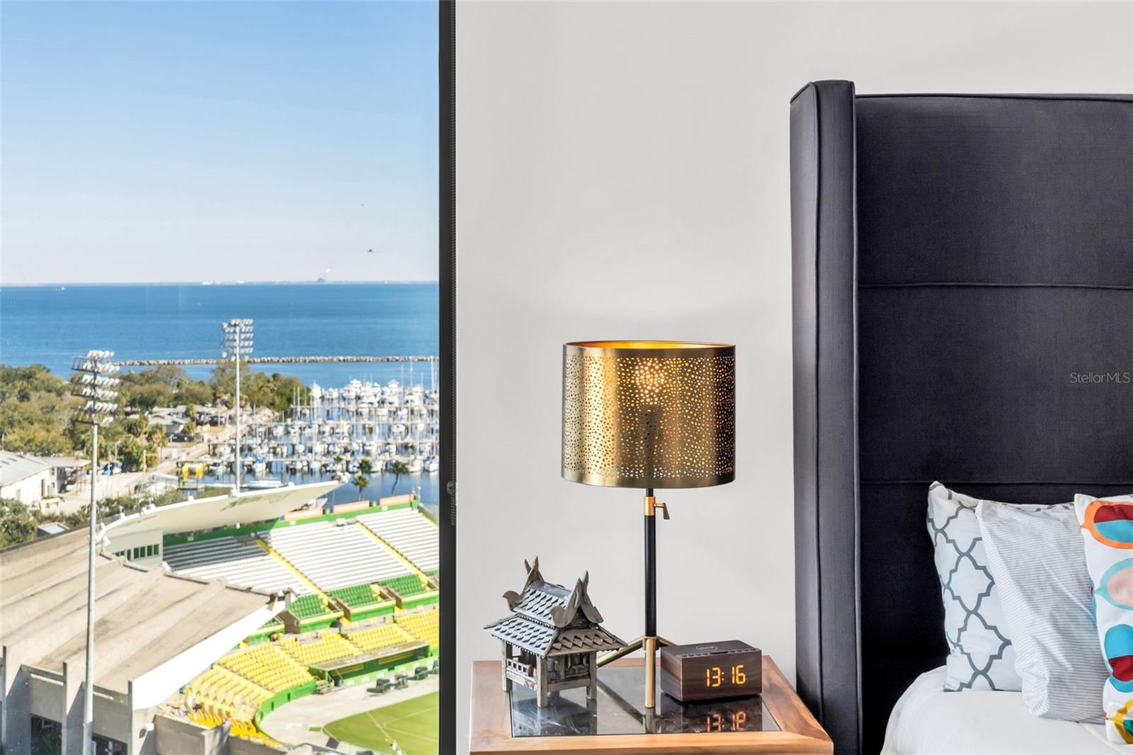 Image 32 of 88 For 301 1st Street S 1404