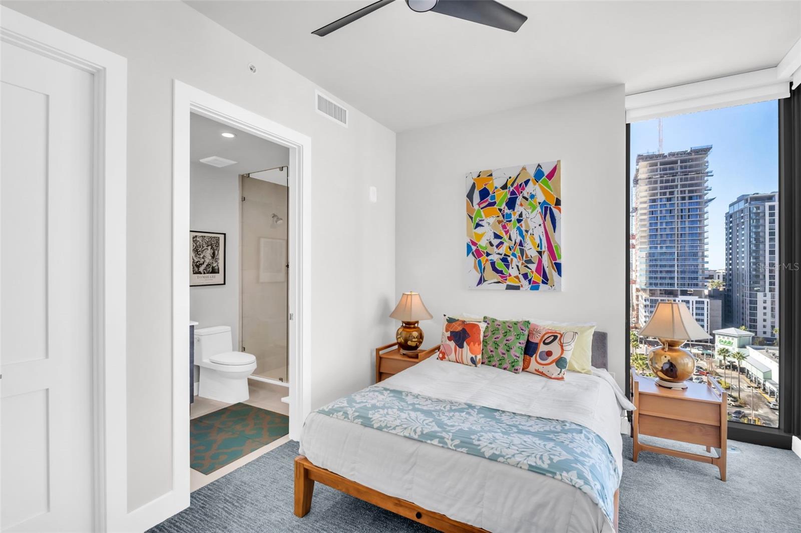 Image 50 of 88 For 301 1st Street S 1404