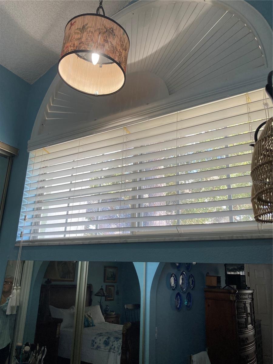 Image 16 of 45 For 8101 Roxboro