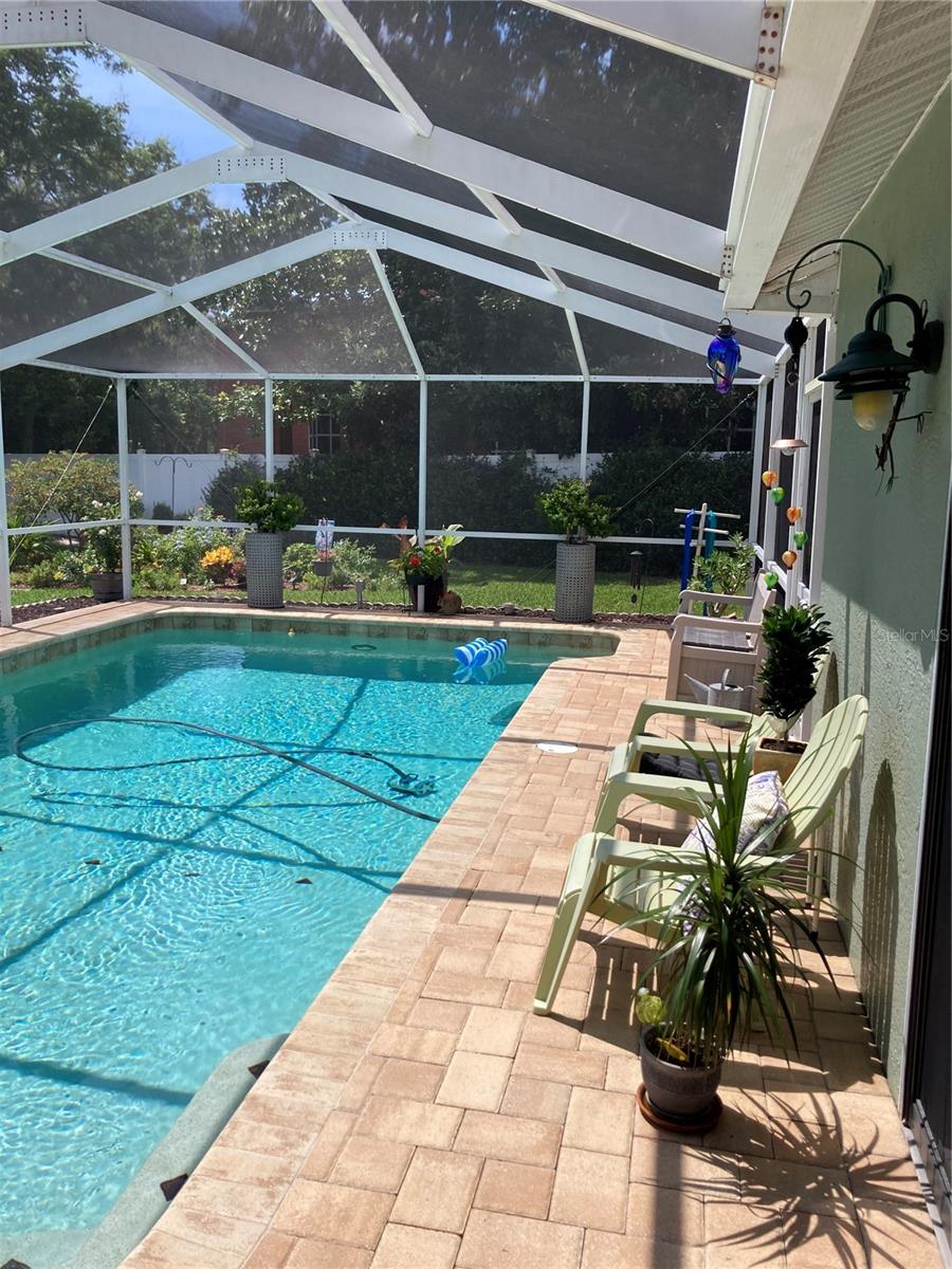 Image 37 of 45 For 8101 Roxboro