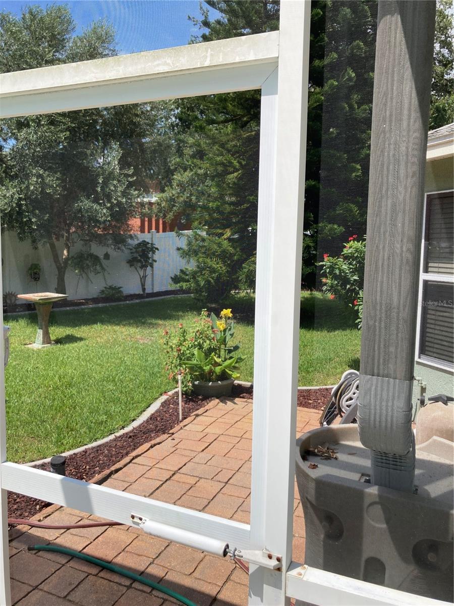 Image 38 of 45 For 8101 Roxboro