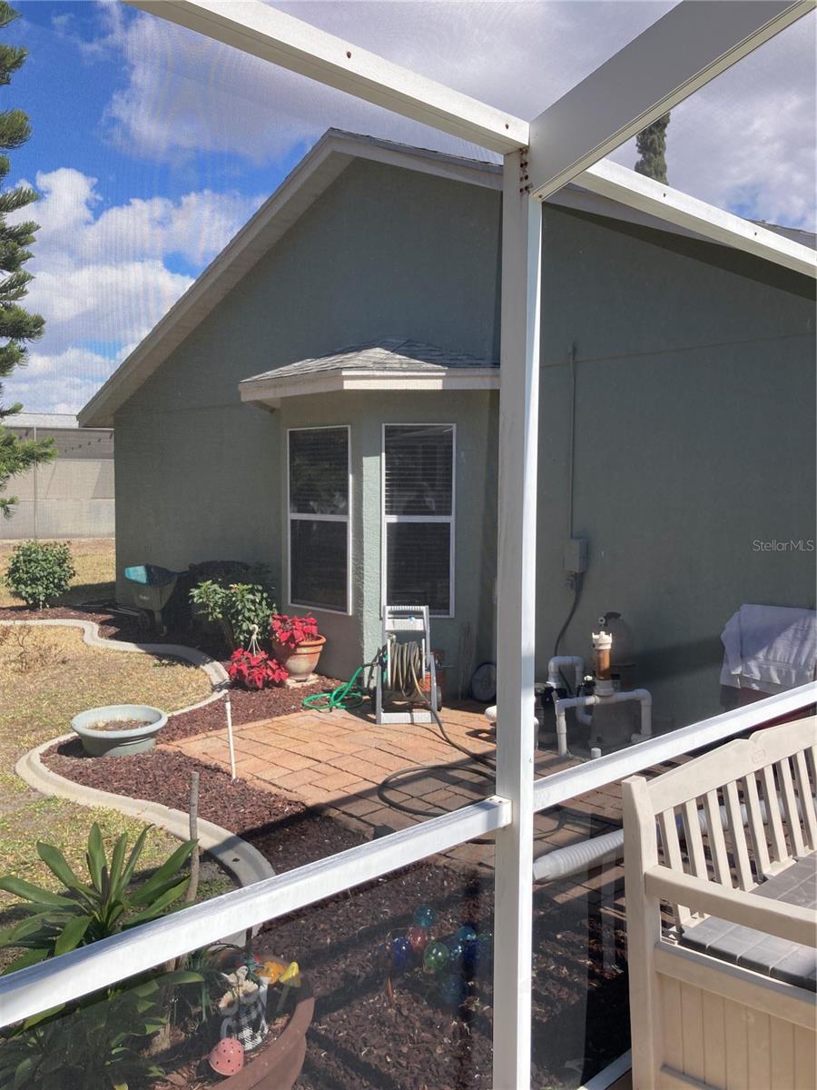 Image 43 of 45 For 8101 Roxboro