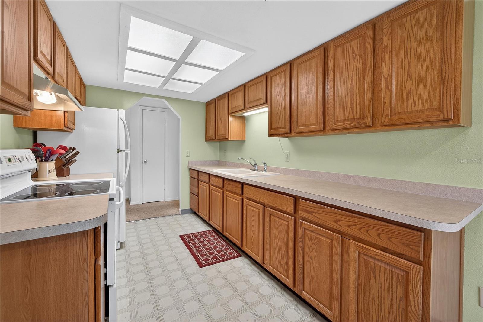 Image 13 of 31 For 9120 Memorial Highway