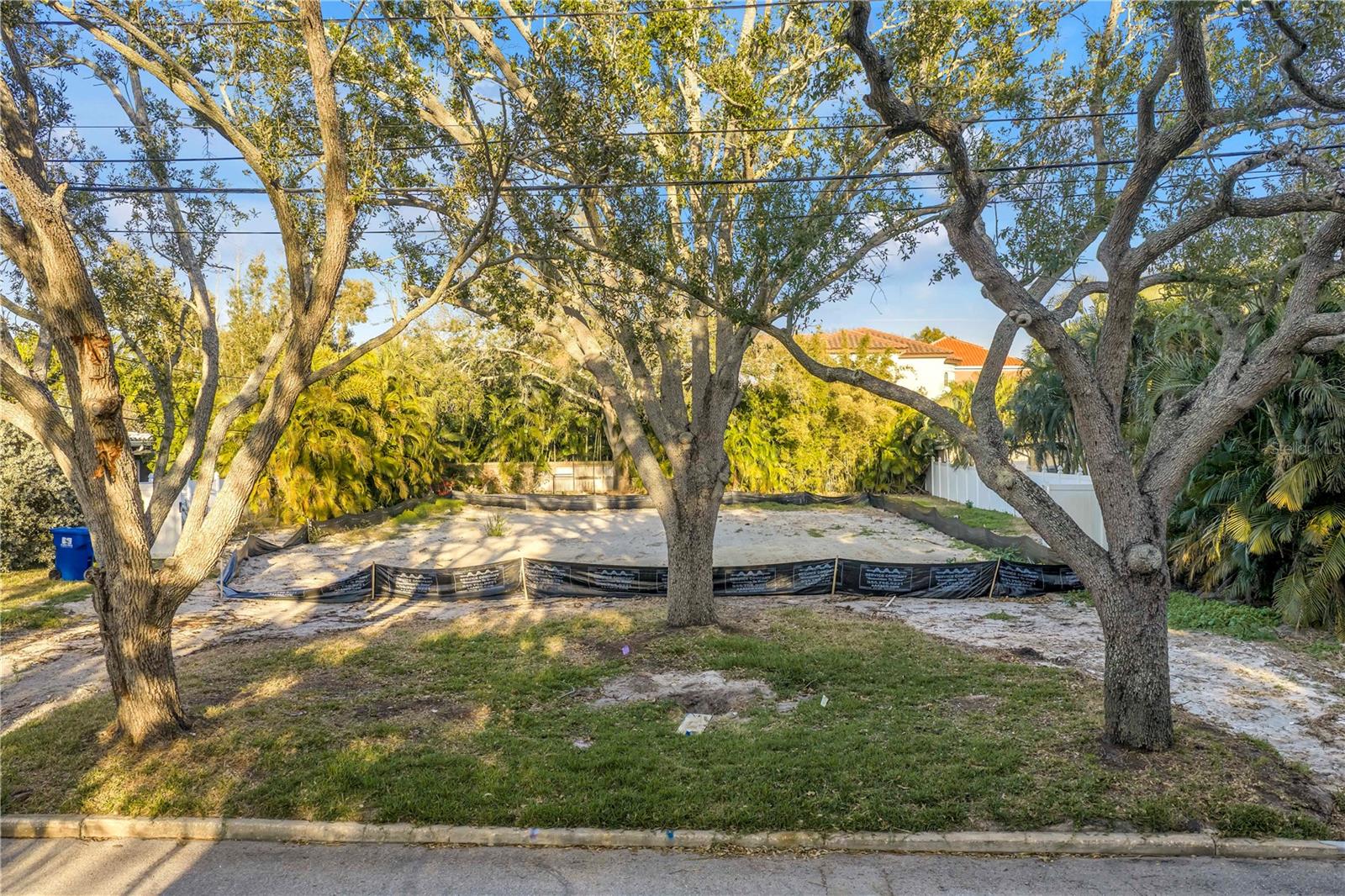 Image 4 of 13 For 211 Toledo Way Ne