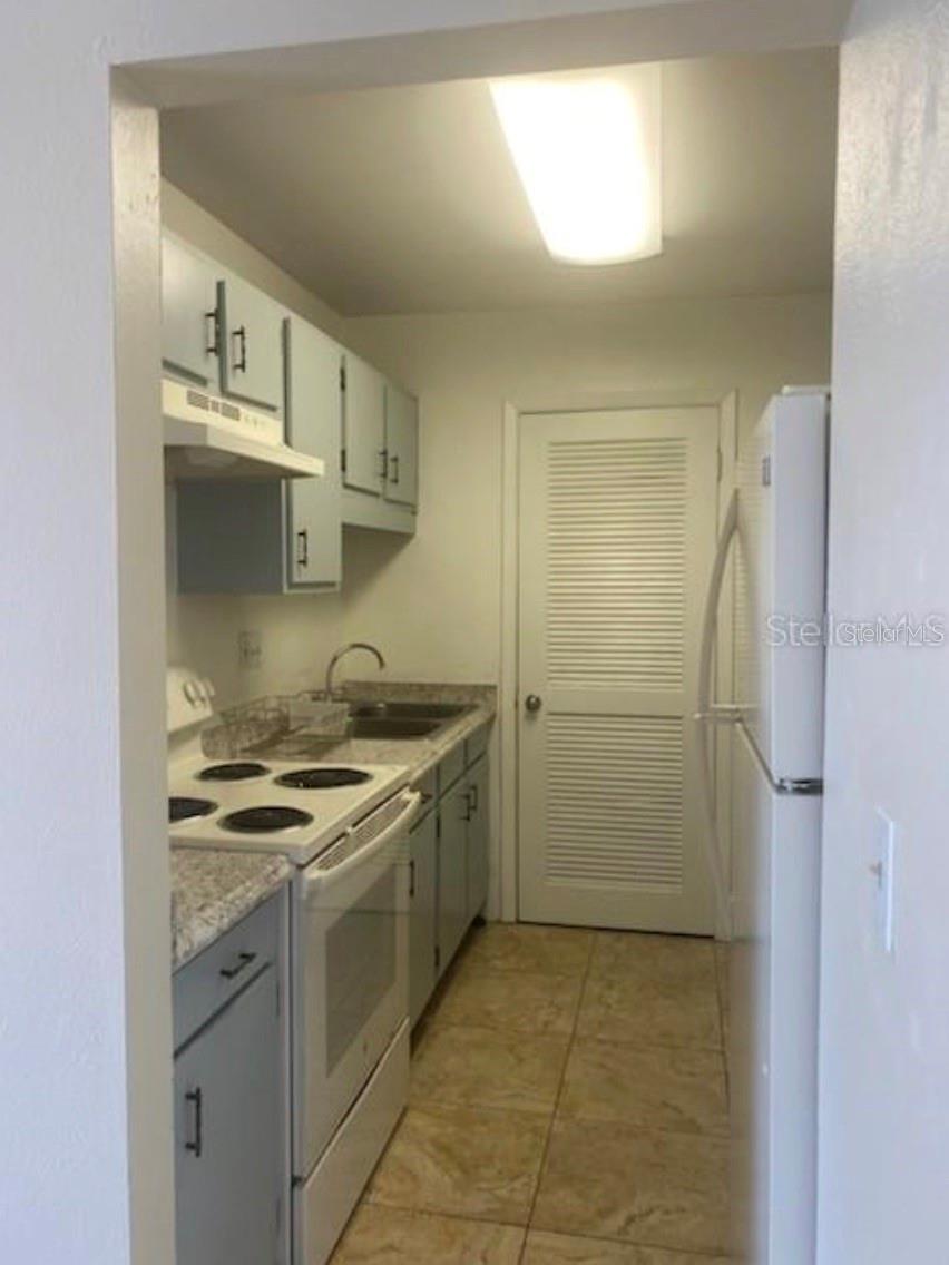 Image 5 of 15 For 1799 Highland Avenue 74