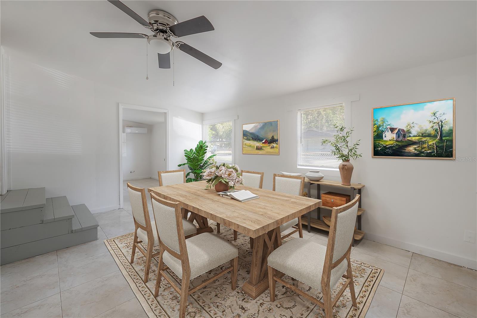 Image 10 of 43 For 515 Sharon Street