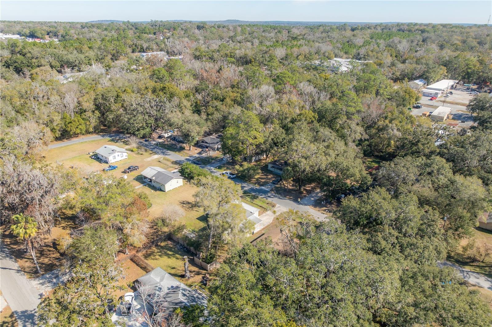 Image 42 of 43 For 515 Sharon Street