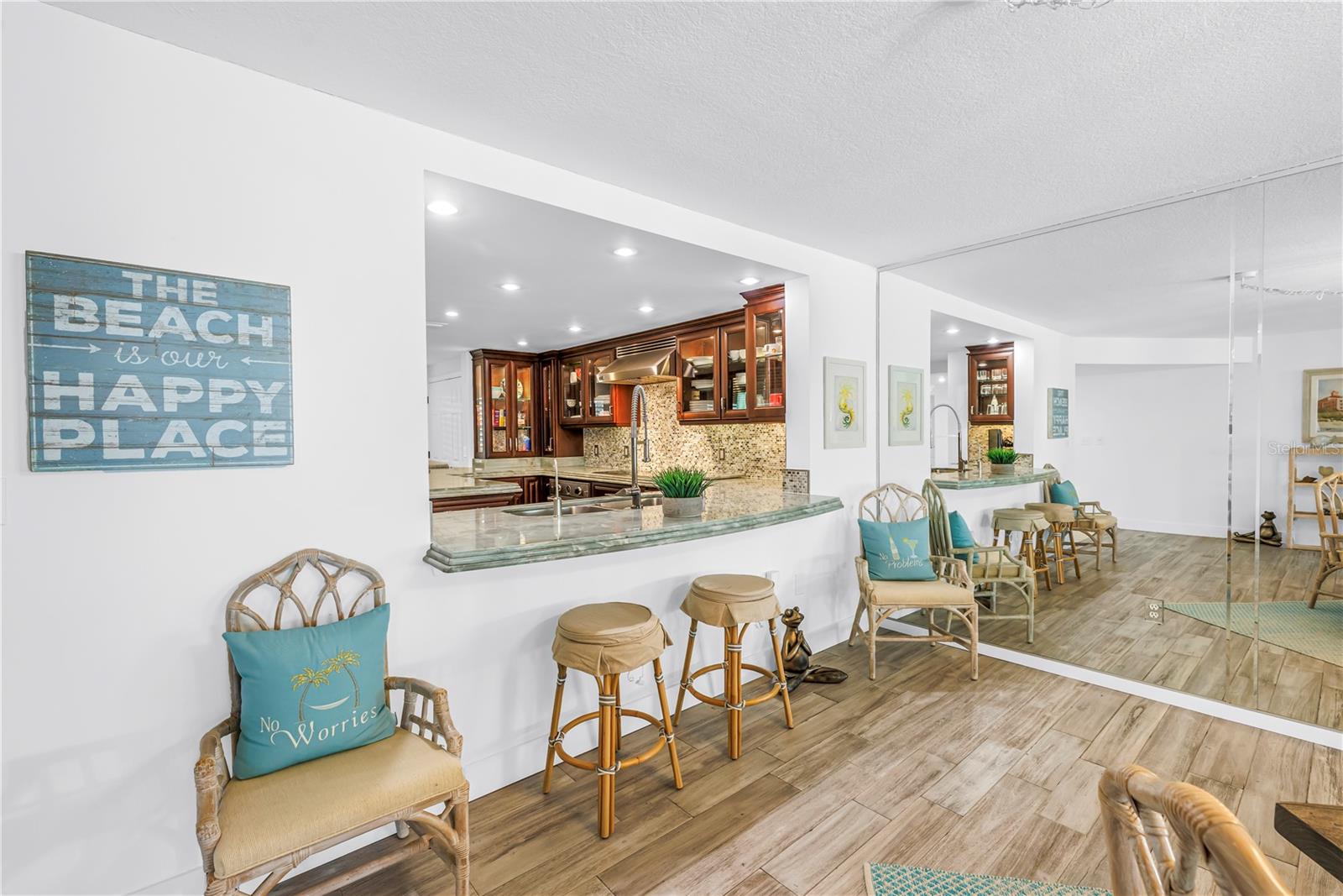 Image 10 of 55 For 6600 Sunset Way 408