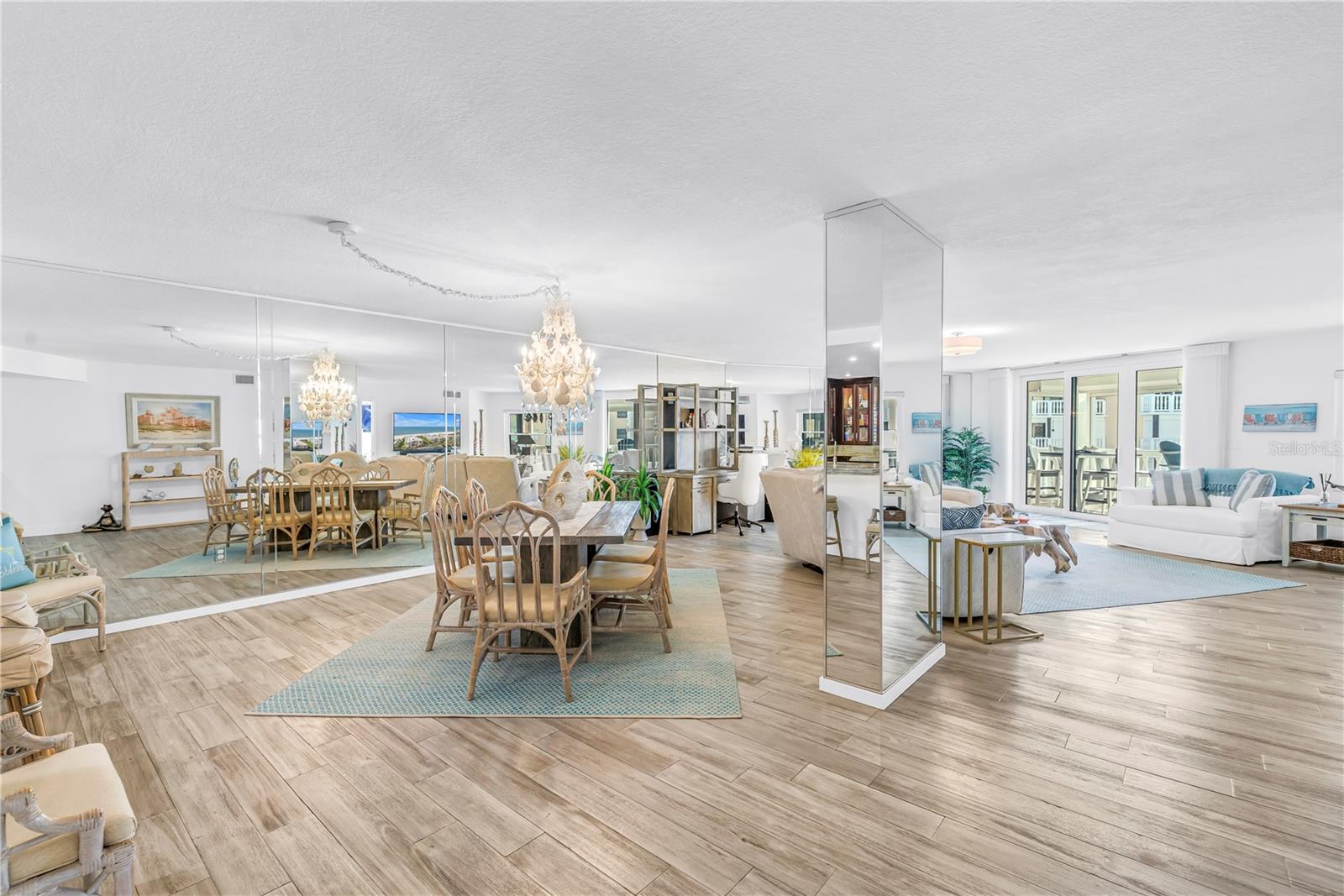 Image 11 of 55 For 6600 Sunset Way 408