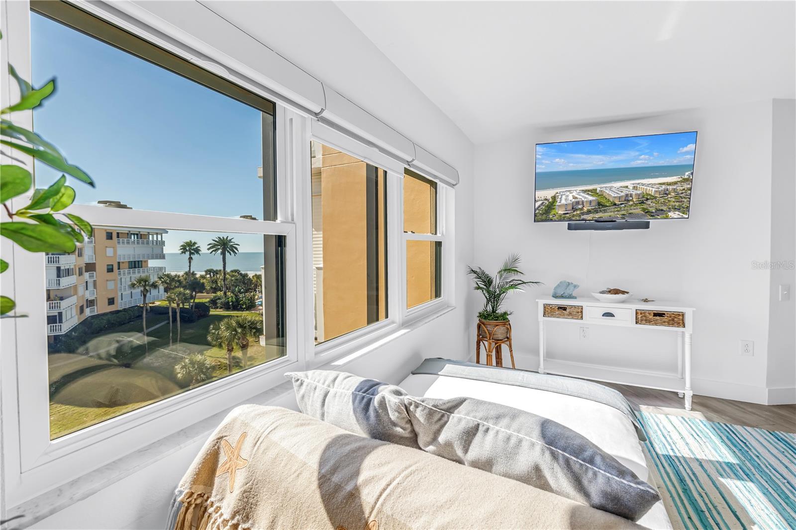 Image 27 of 55 For 6600 Sunset Way 408