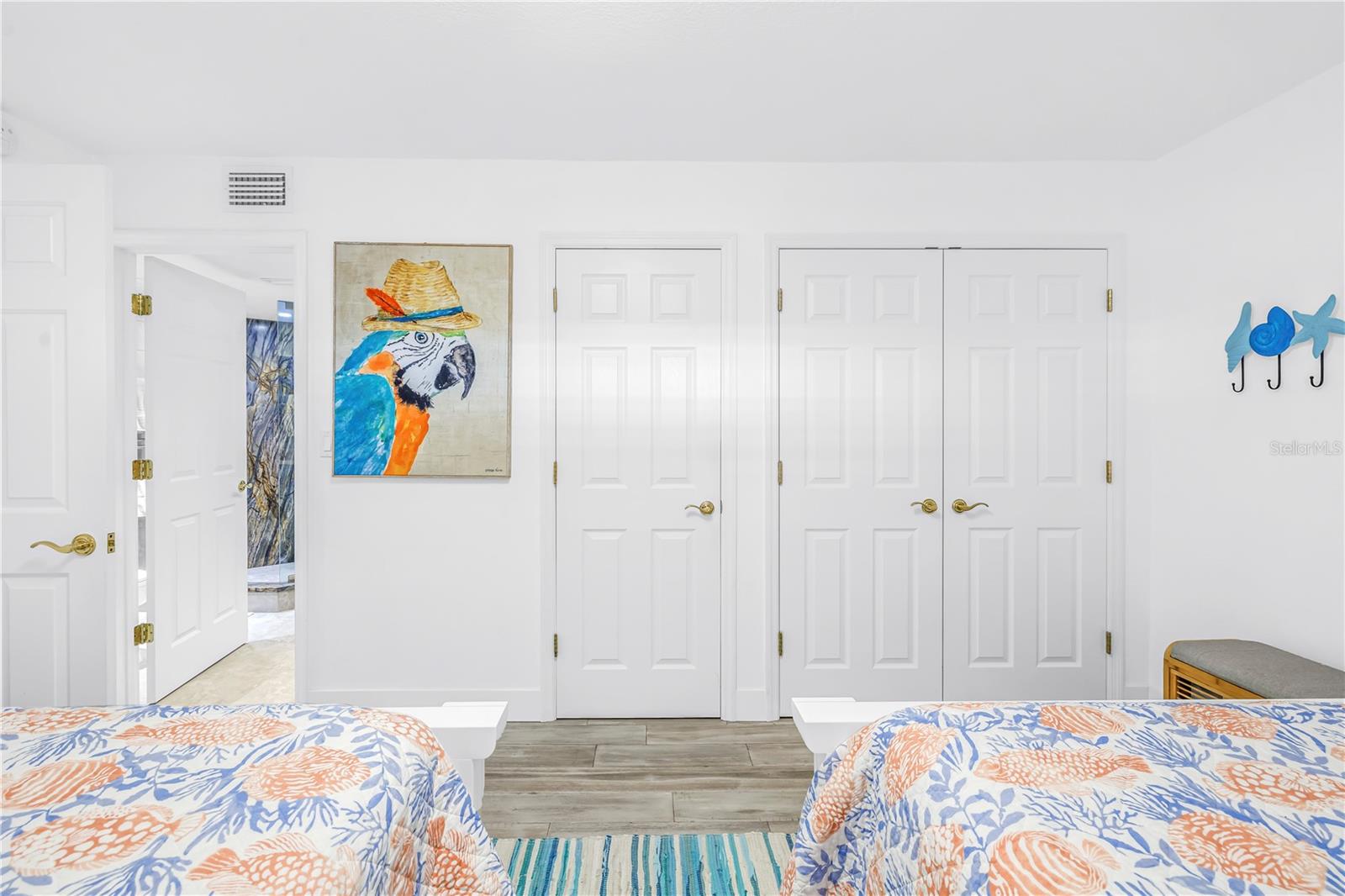 Image 34 of 55 For 6600 Sunset Way 408