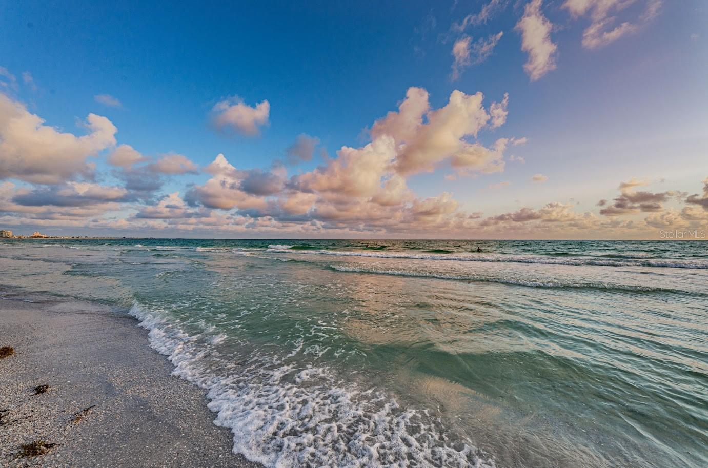 Image 43 of 55 For 6600 Sunset Way 408