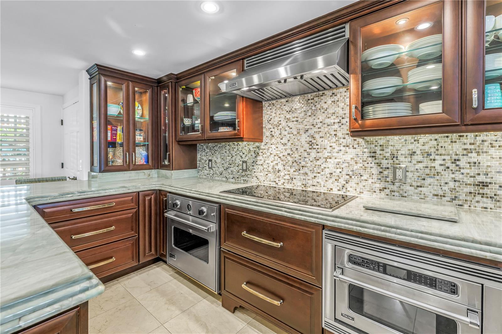 Image 5 of 55 For 6600 Sunset Way 408