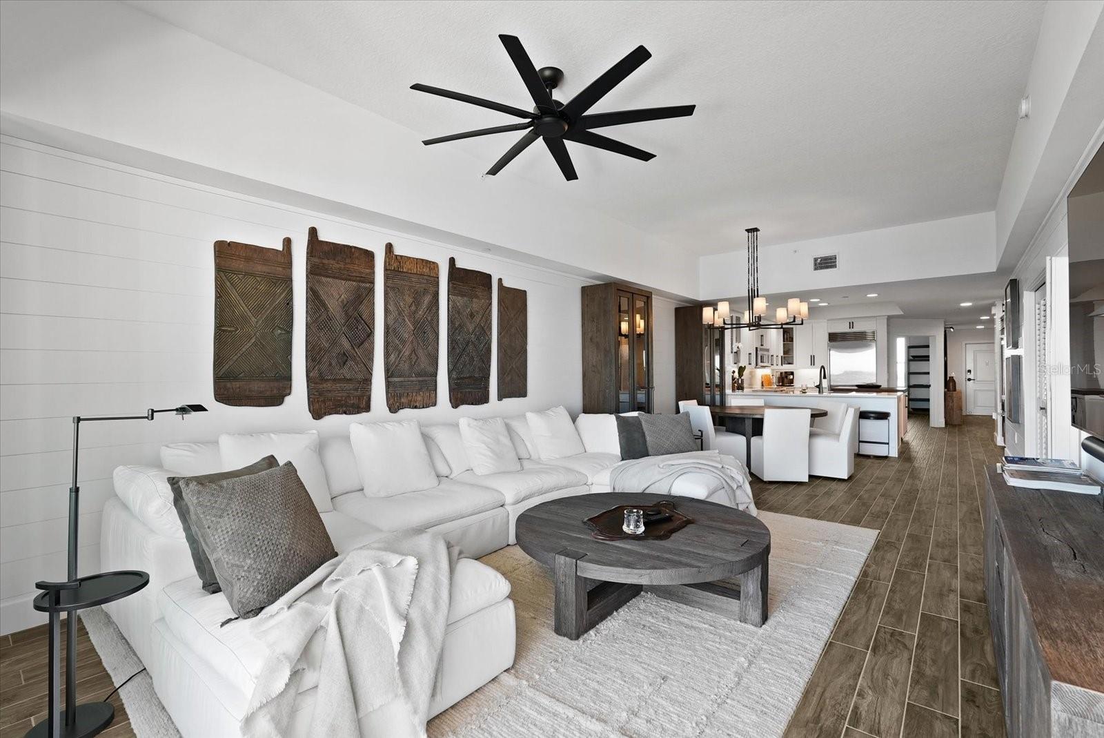 Image 16 of 59 For 125 Island Way 602